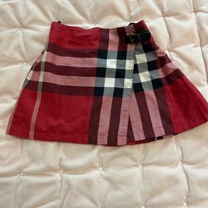 Kids Burberry skirt. Size 3T